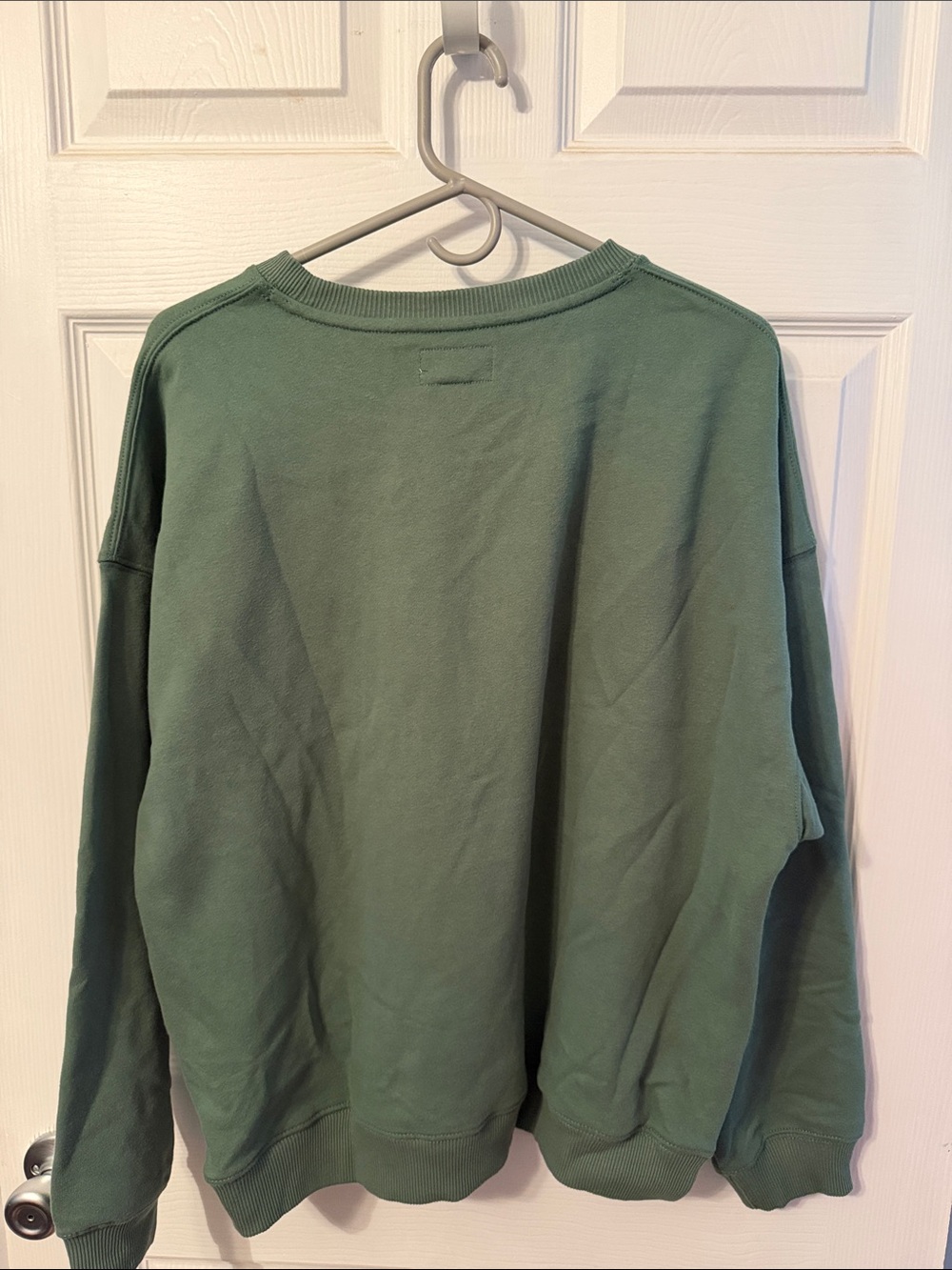 American Eagle Outfitters Women’s Green Logo Sweatshirt - Picture 2 of 3